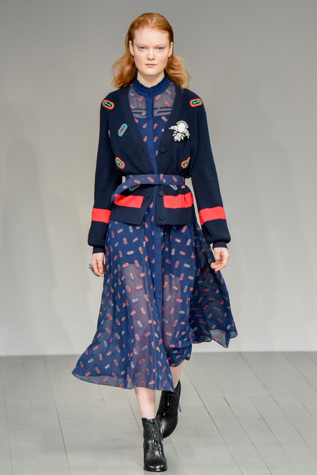 Londra Moda Haftasının En İyi 6 Koleksiyonu Londra Moda Haftasının En İyi 6 Koleksiyonu